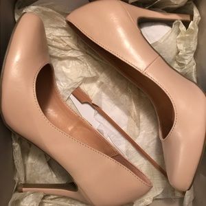 Lauren Conrad nude pumps size 7.5